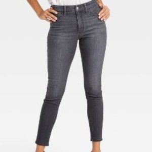 Universal Thread high-Rise Skinny Jeans  NWT